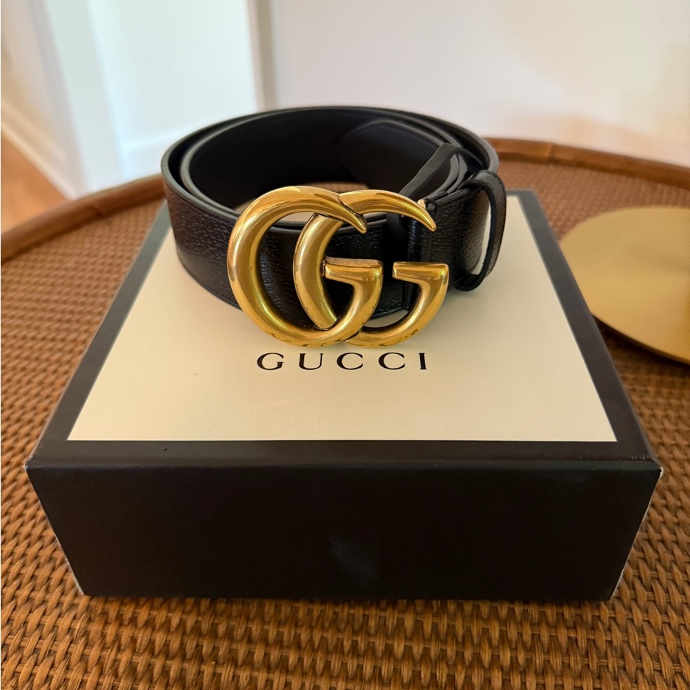 Gucci Black Leather Belt with Gold Accents